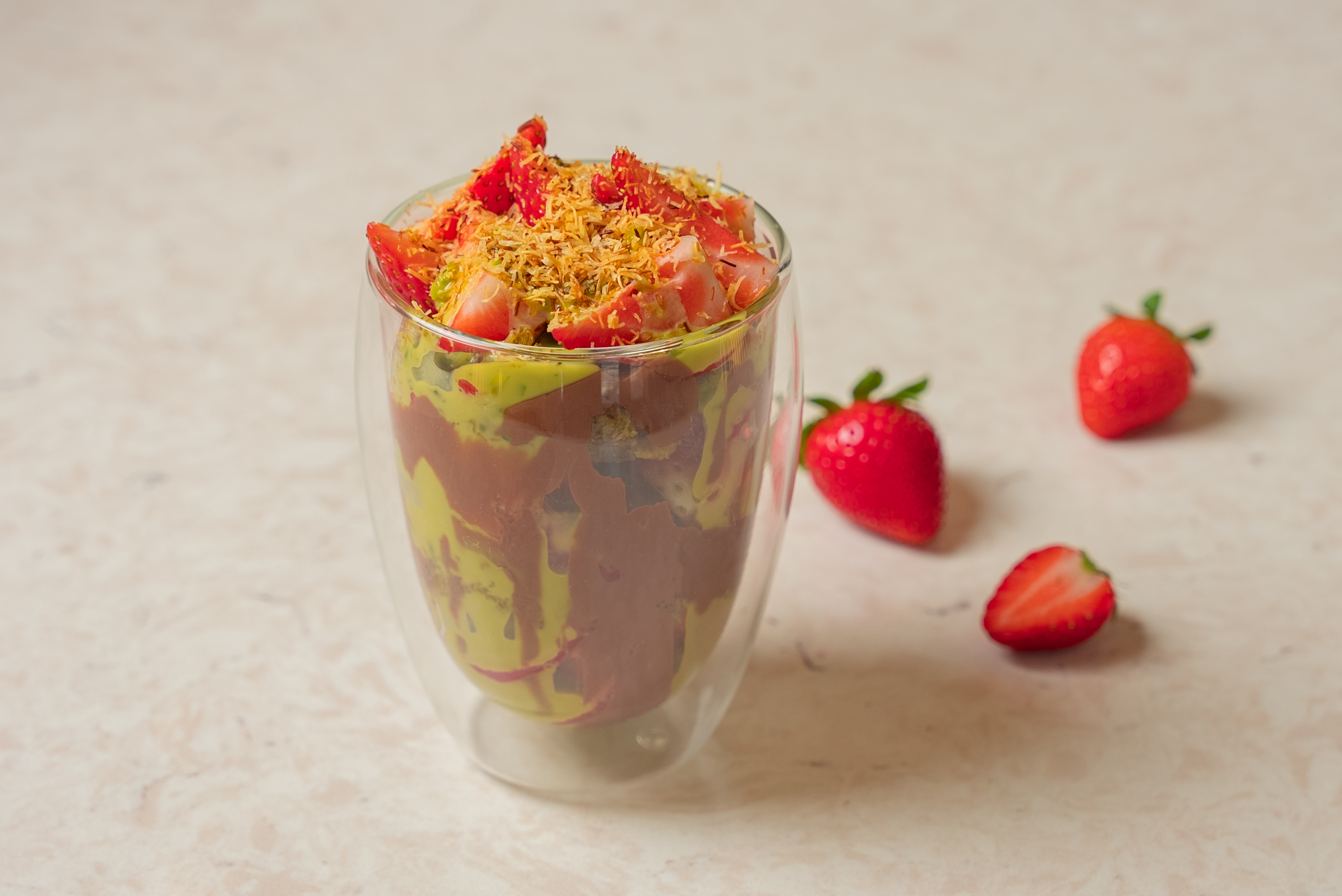 kanafeh Strawberry Cup